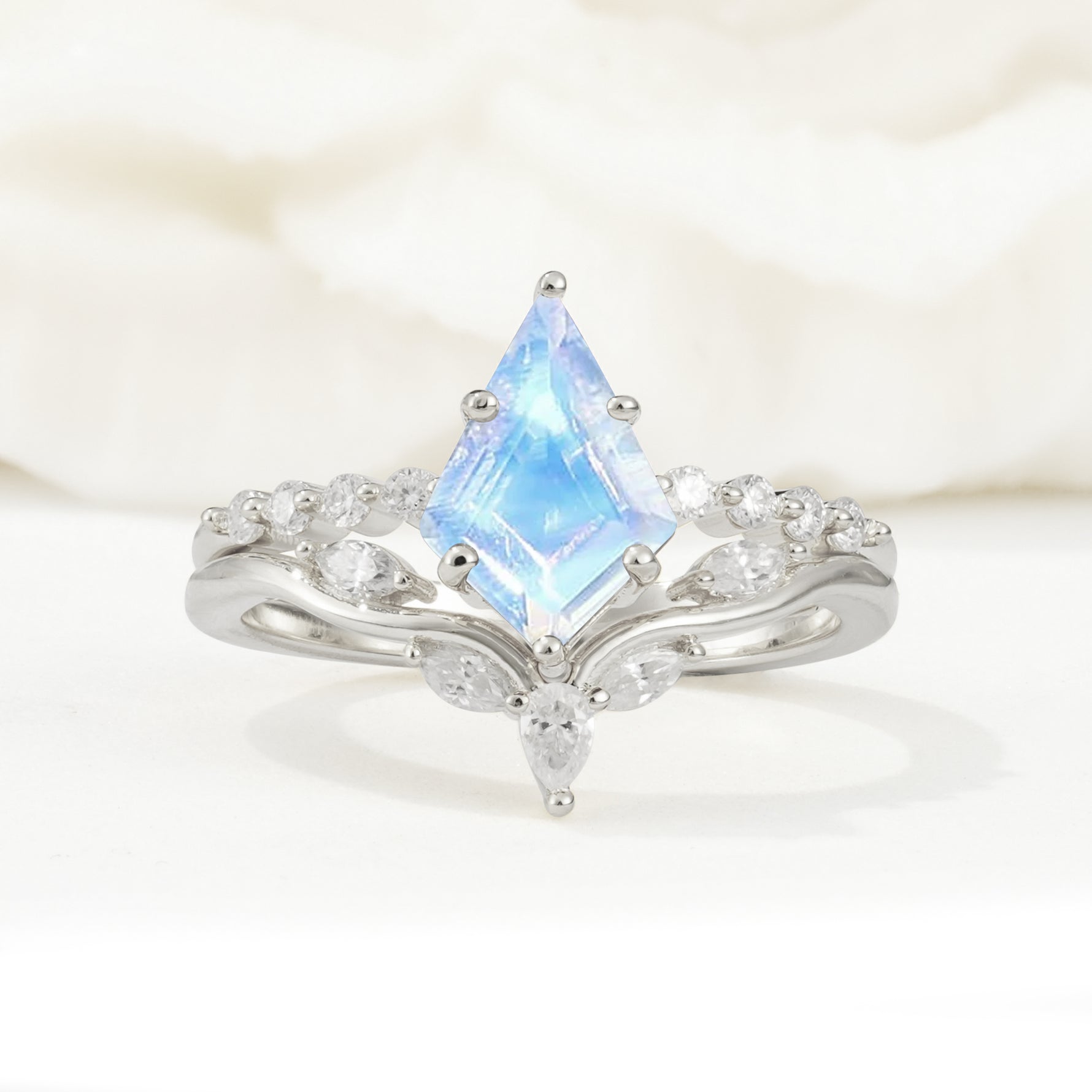 SR17094 Moonstone Ring - Additional view