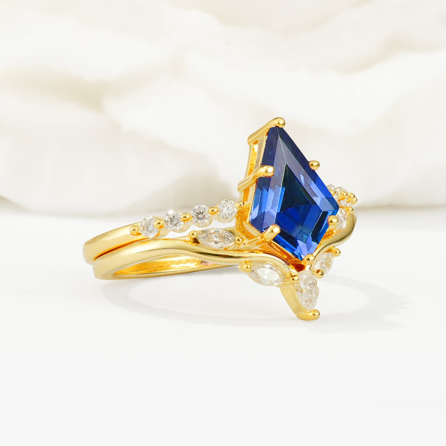 SR17094 Sapphire Ring - Rose-Gold