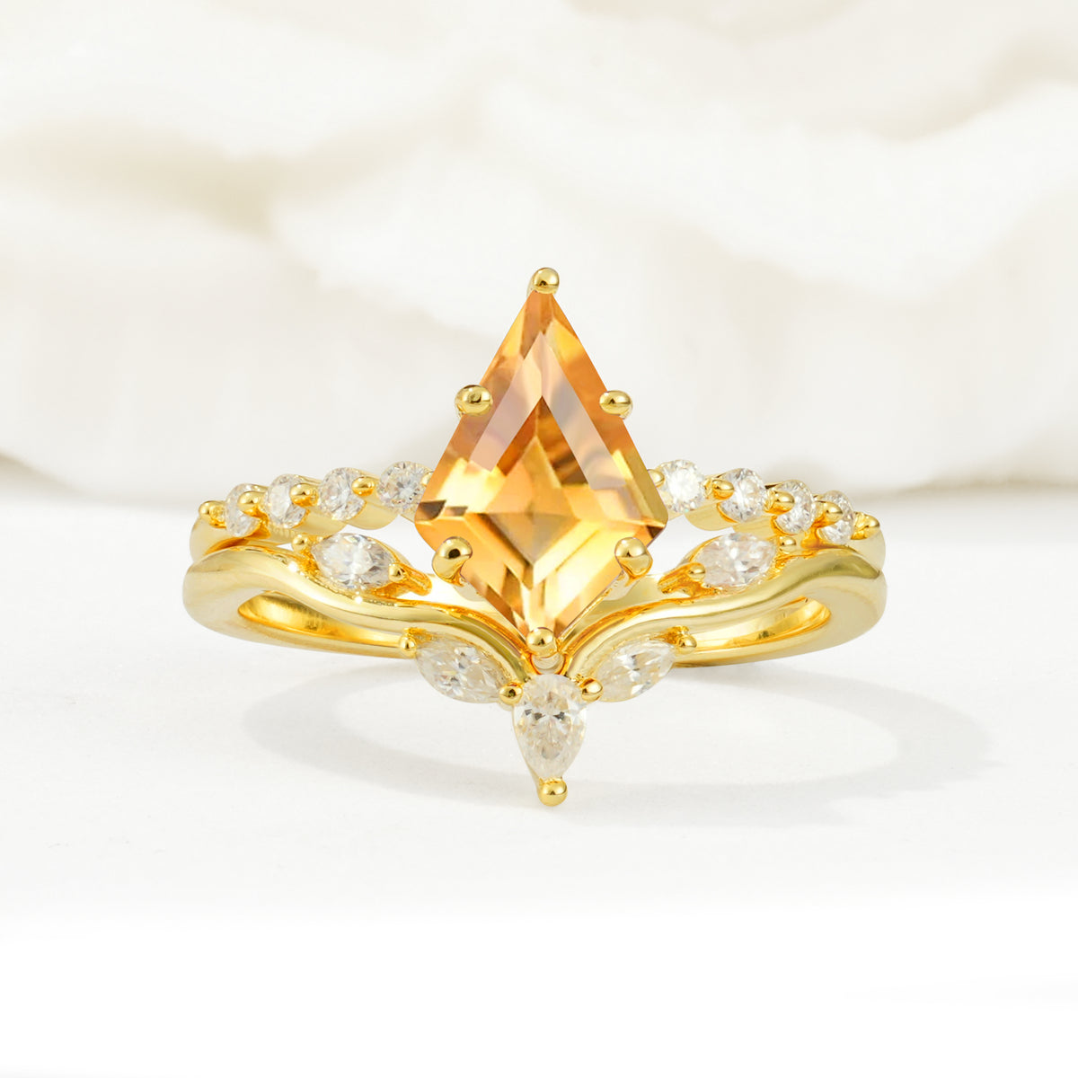 SR17094 Citrine Ring - Yellow-Gold