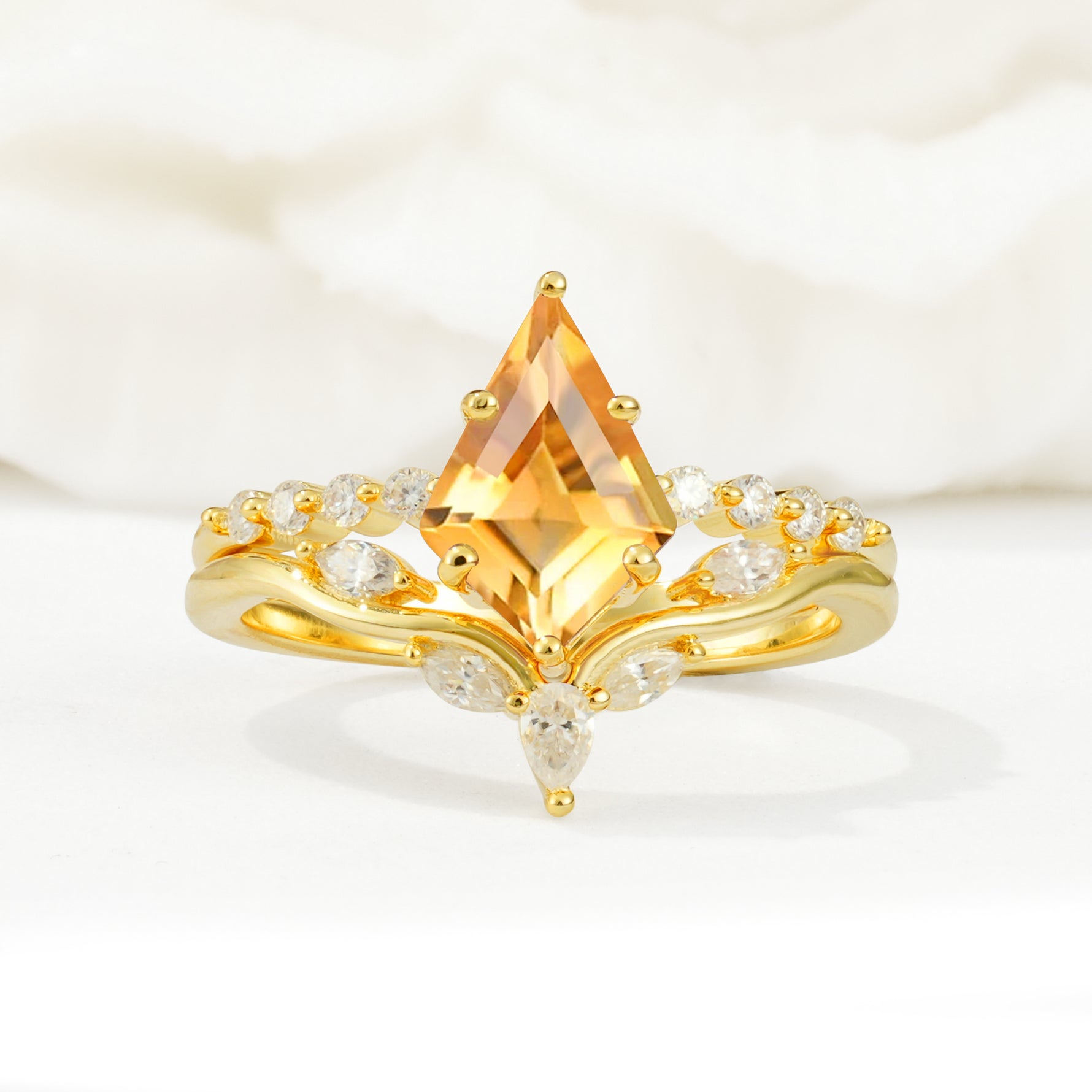 SR17094 Citrine Ring - Yellow-Gold