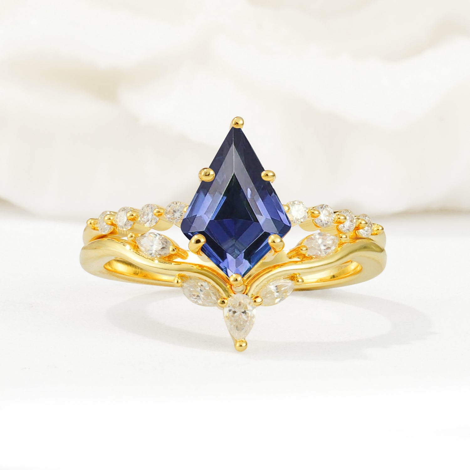 SR17094 Tanzanite Ring - Yellow-Gold
