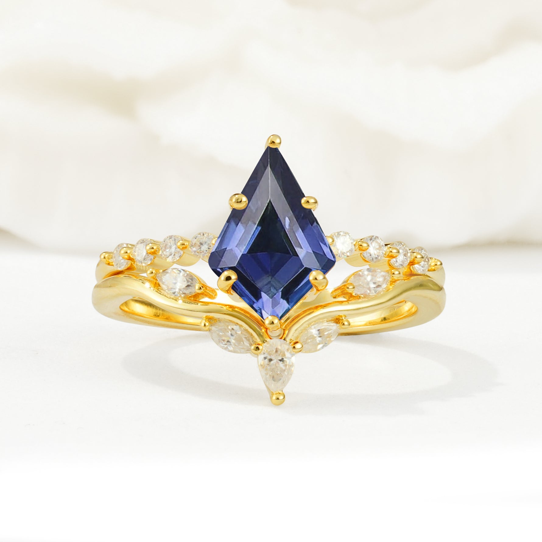 SR17094 Tanzanite Ring - Yellow-Gold
