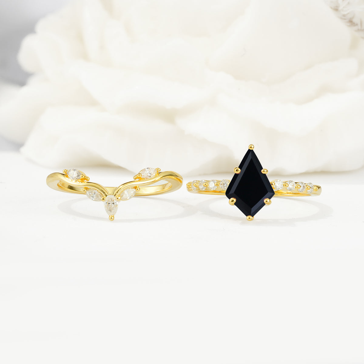 SR17094 Black Onyx Ring - White-Gold