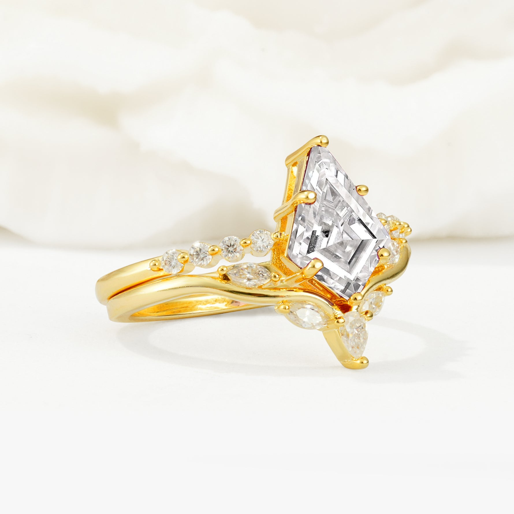 SR17094 Lab Diamond Ring - Rose-Gold