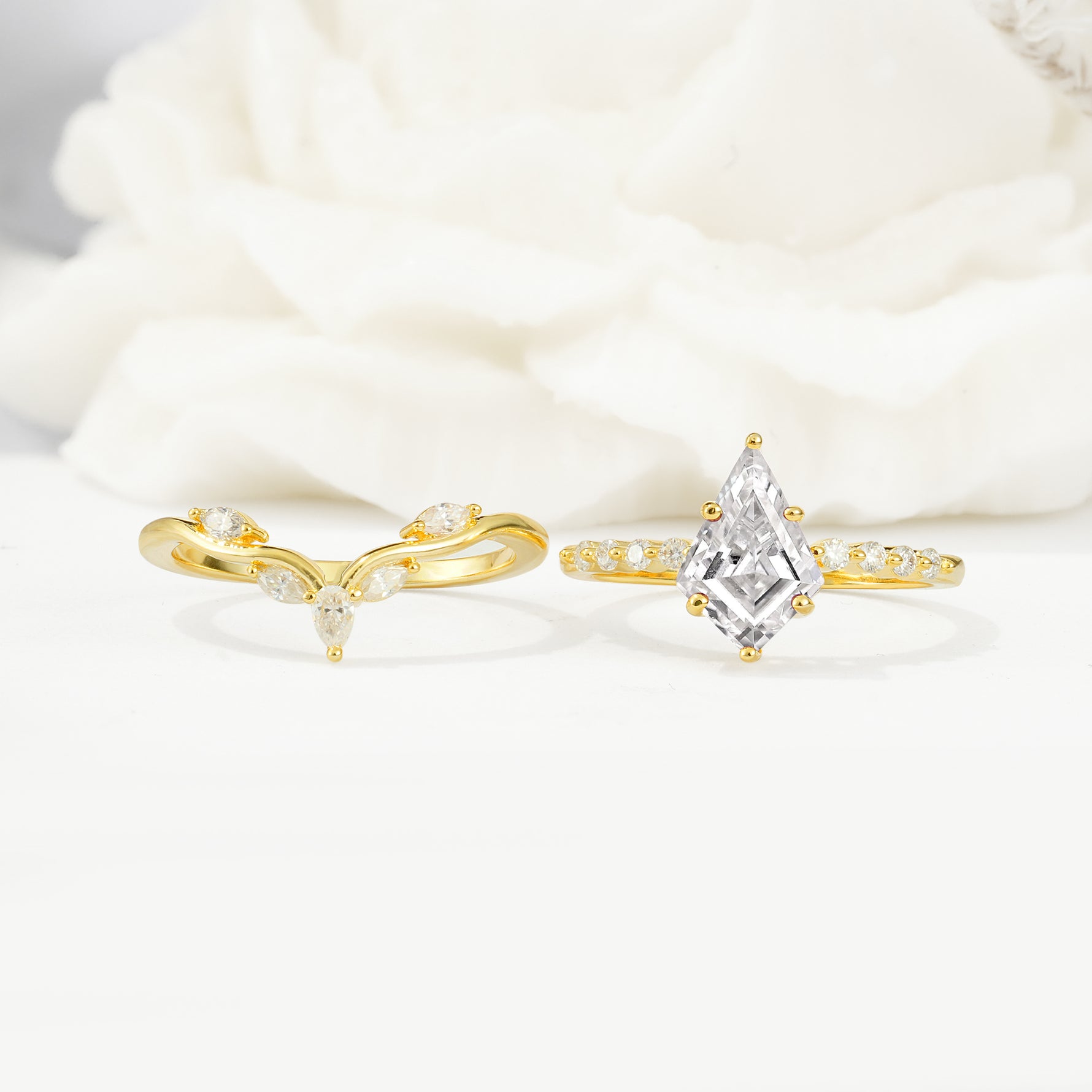 SR17094 Lab Diamond Ring - White-Gold