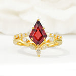 SR17094 Garnet Ring - Yellow-Gold