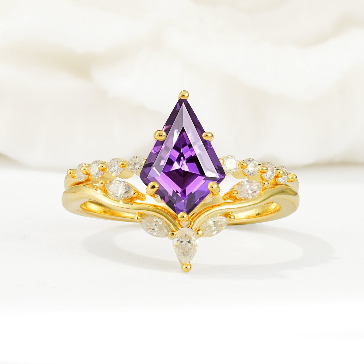 SR17094 Amethyst Ring - Yellow-Gold