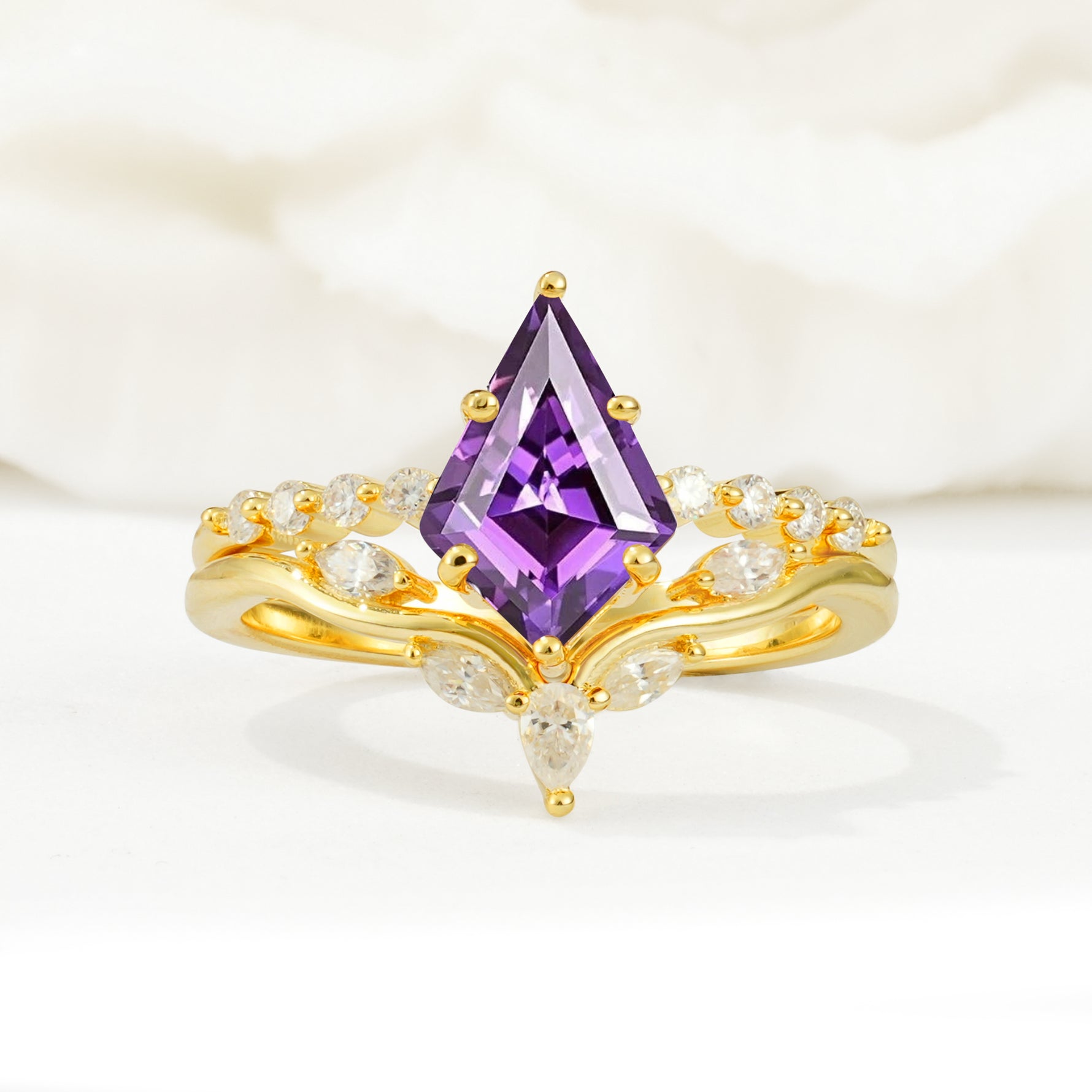 SR17094 Amethyst Ring - Yellow-Gold