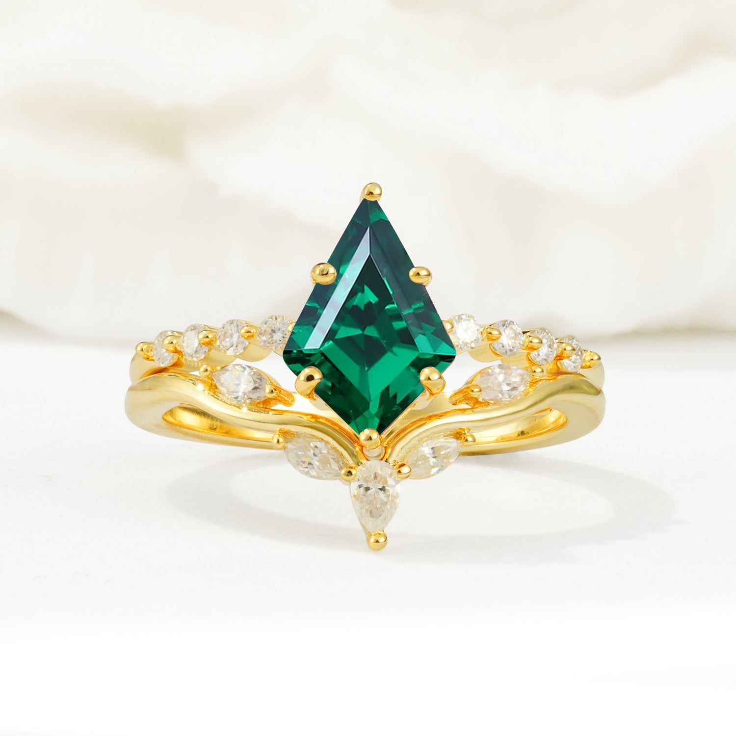 SR17094 Emerald Ring - Yellow-Gold