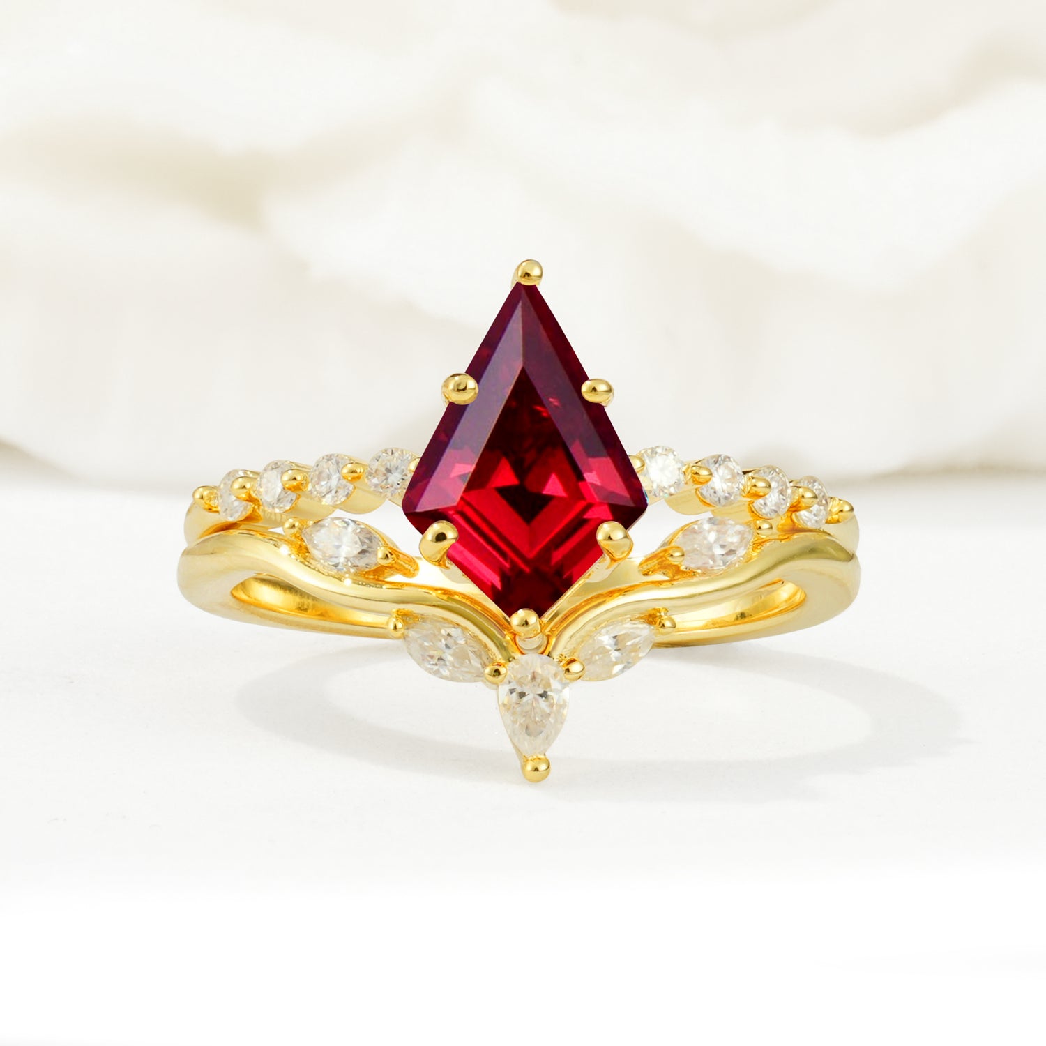 SR17094 Ruby Ring - Yellow-Gold
