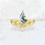Kite Cut Moss Agate Leaf Chevron Bridal Ring Set - Yellow-Gold