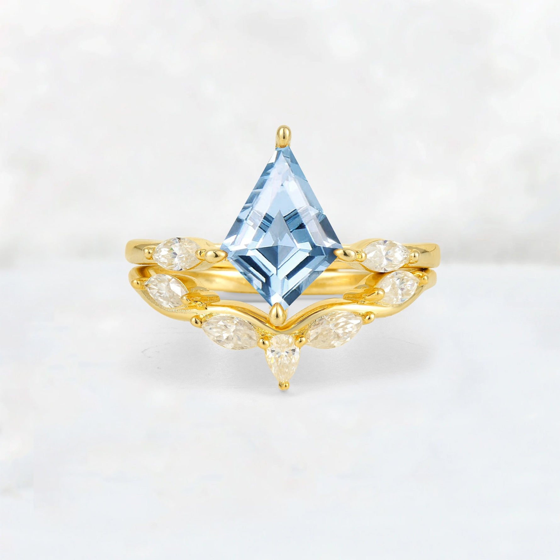 Kite Cut Aquamarine Leaf Chevron Bridal Ring Set - Yellow-Gold