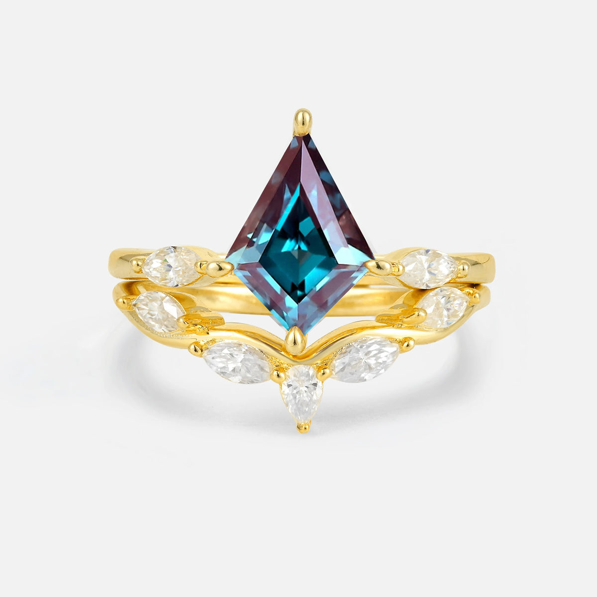 Kite Cut Alexandrite Leaf Chevron Bridal Ring Set - Yellow-Gold