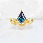 Kite Cut Alexandrite Leaf Chevron Bridal Ring Set - Yellow-Gold