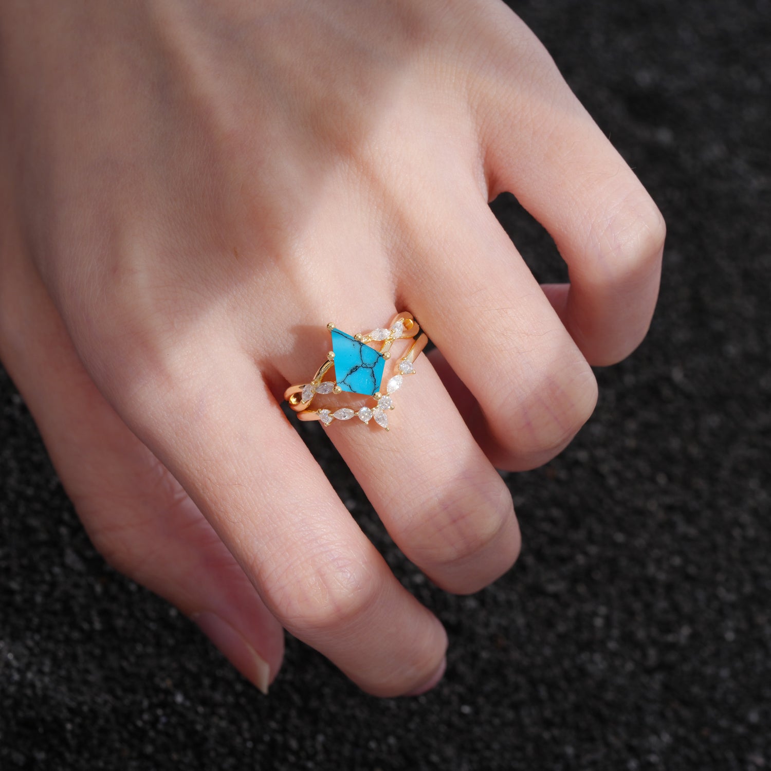 Vintage Twisted  Kite Cut Turquoise Bride Ring Set