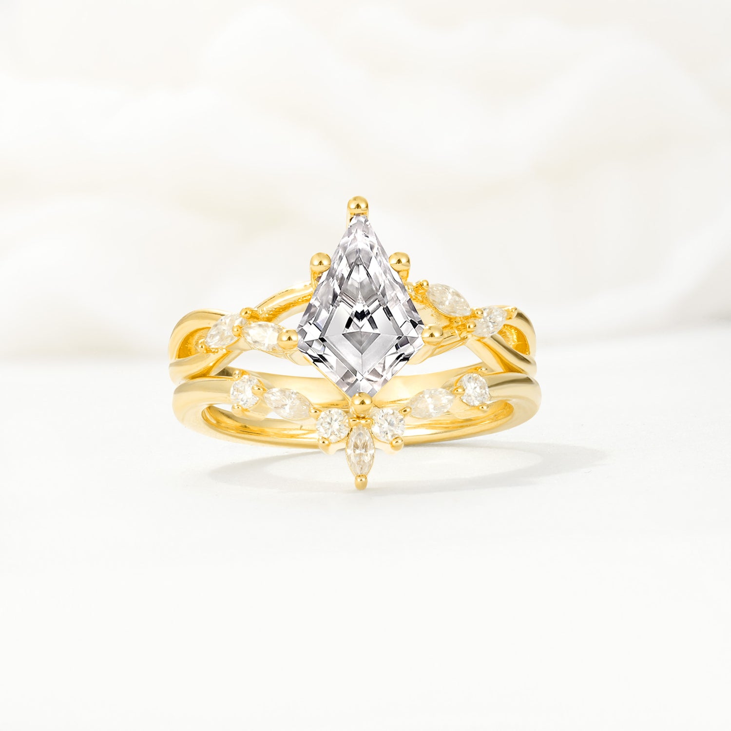 SR17097 Lab Diamond Ring - Additional view