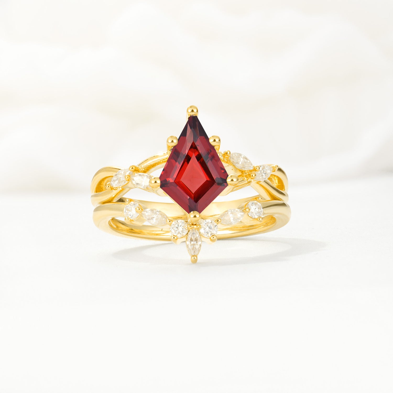 SR17097 Garnet Ring - Additional view