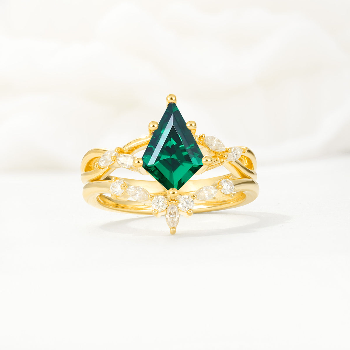 SR17097 Emerald Ring - Additional view