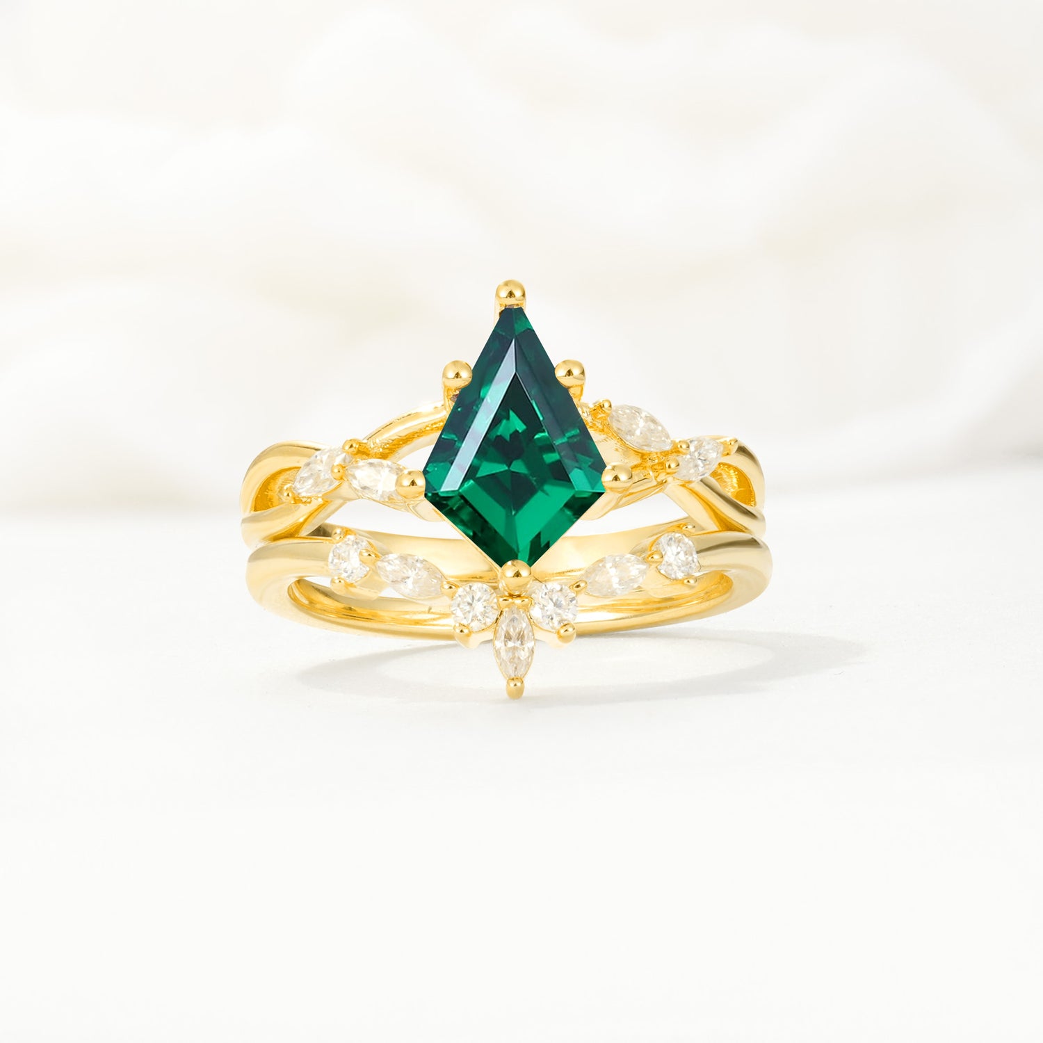 SR17097 Emerald Ring - Additional view