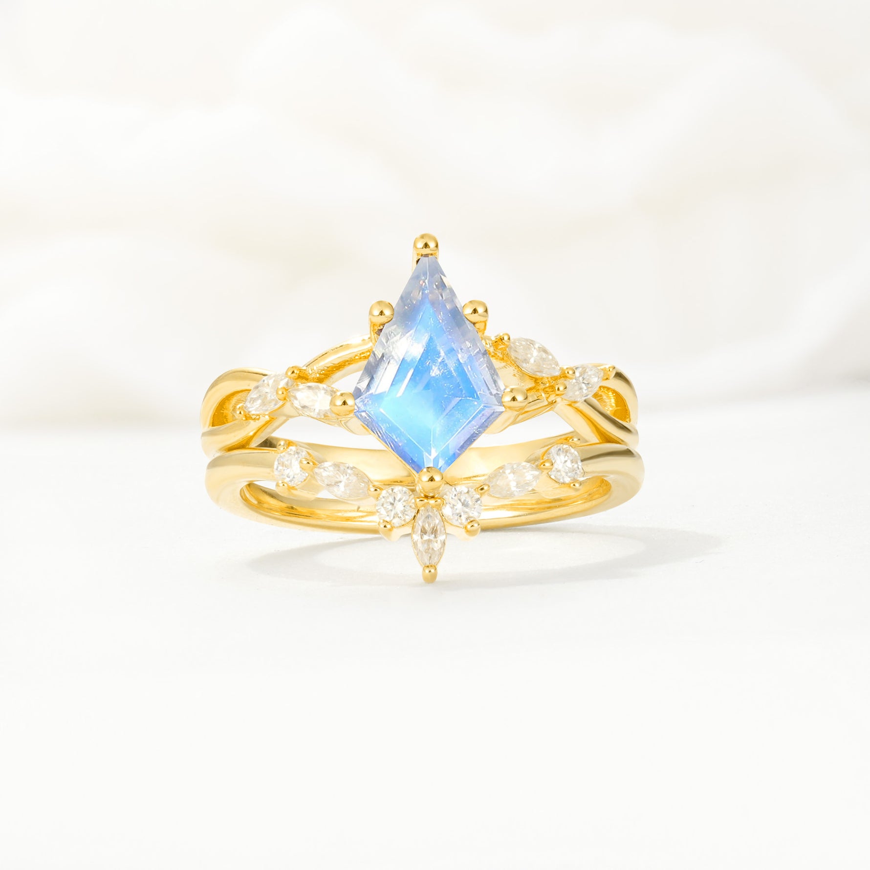 SR17097 Moonstone Ring - Additional view