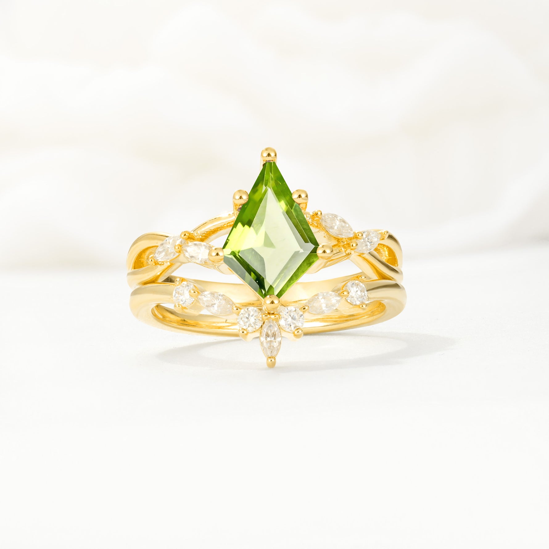 SR17097 Peridot Ring - Additional view