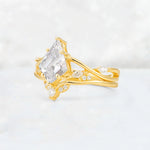 Kite Cut Moissanite Leaf Chevron Engagement Ring Set - Additional view