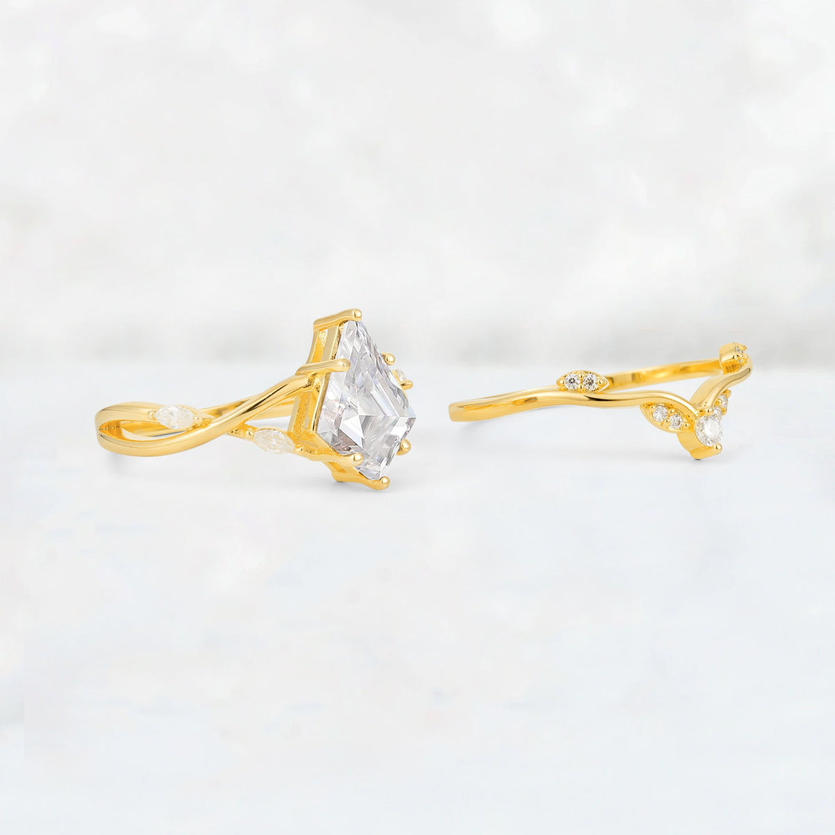 Kite Cut Moissanite Leaf Chevron Engagement Ring Set - Additional view