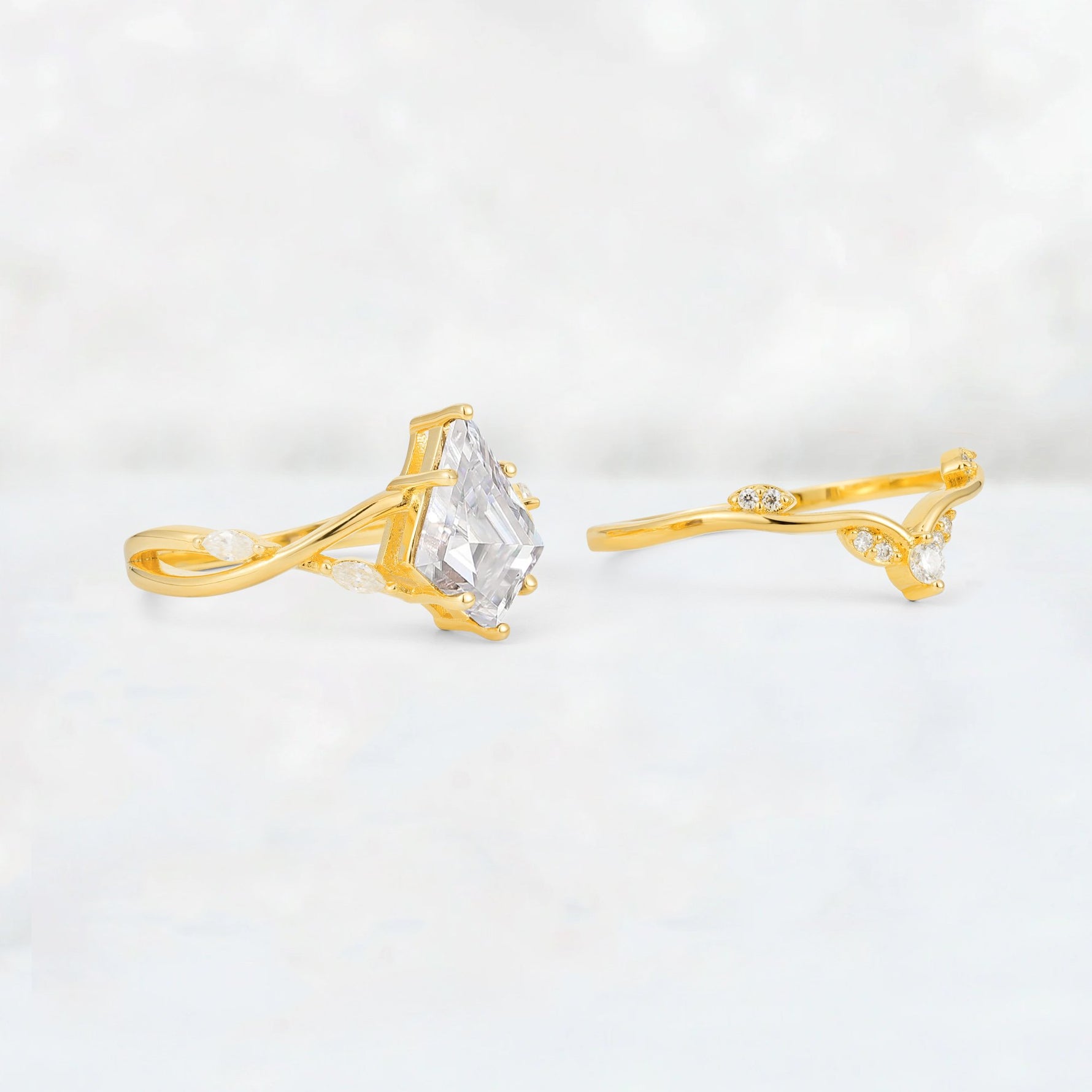 Kite Cut Moissanite Leaf Chevron Engagement Ring Set - Additional view