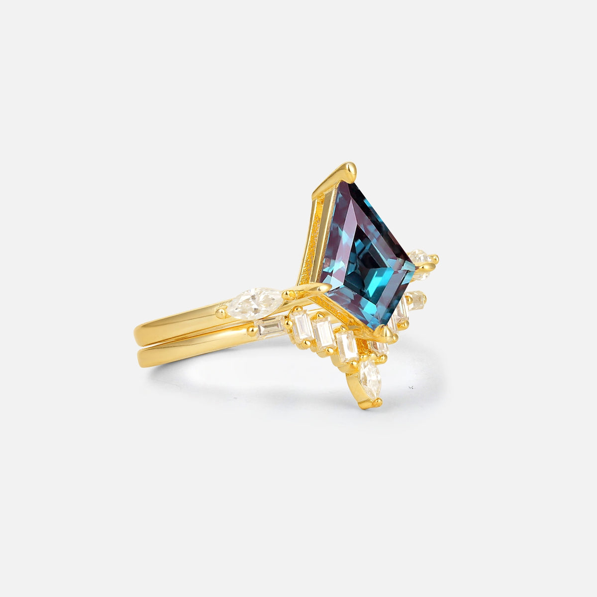 Elongated Kite Cut Alexandrite Marquise & Baguette Bridal Ring Set - Rose-Gold