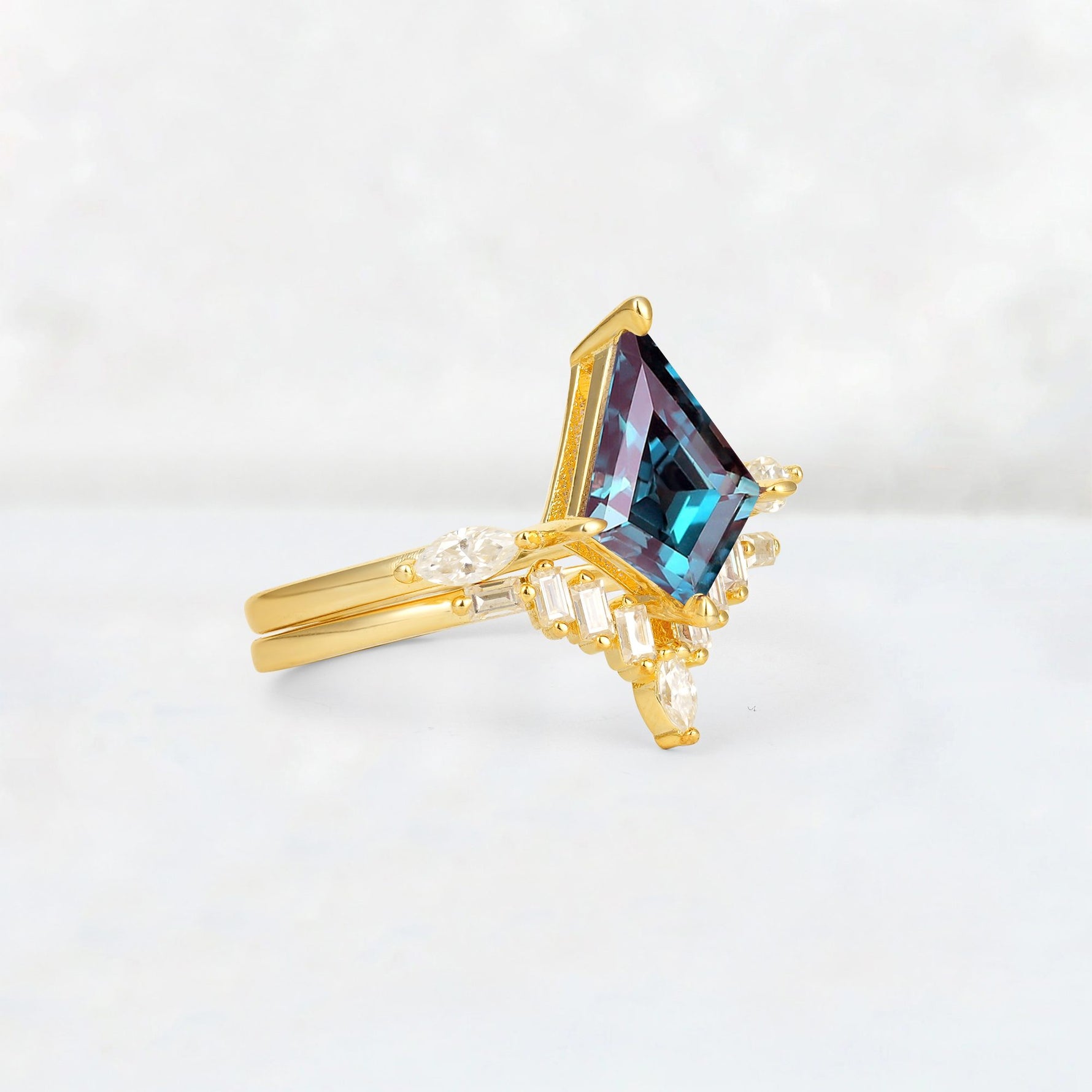 Elongated Kite Cut Alexandrite Marquise & Baguette Bridal Ring Set - Rose-Gold