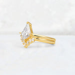 Kite Cut Moissanite Baguette Chevron Bridal Ring Set - Rose-Gold