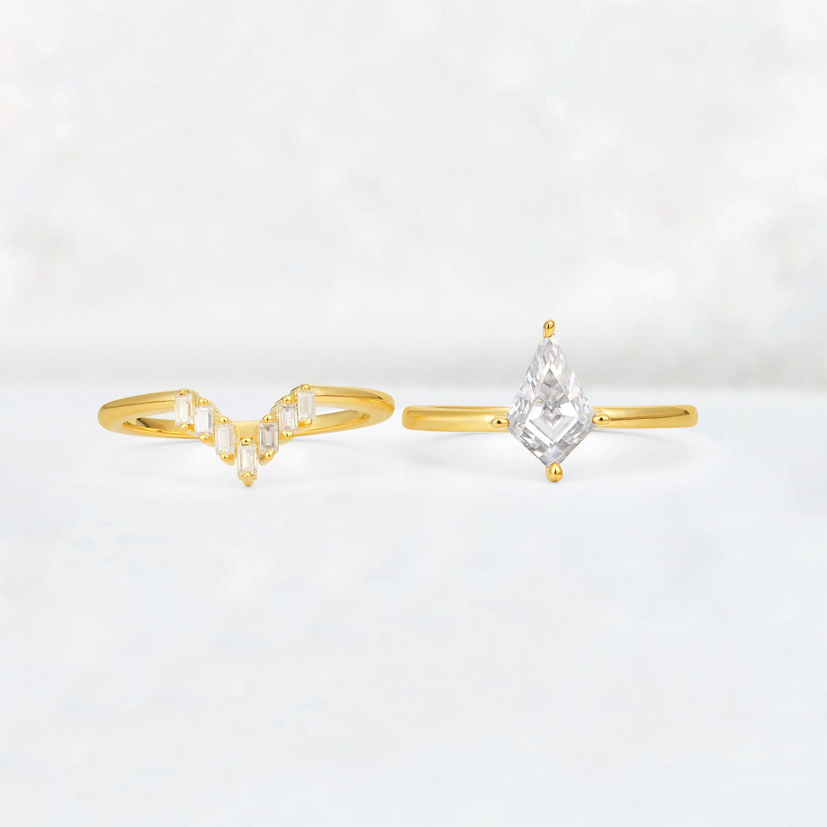 Kite Cut Moissanite Baguette Chevron Bridal Ring Set - White-Gold