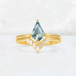Kite Cut Moss Agate Baguette Chevron Bridal Ring Set - Yellow-Gold