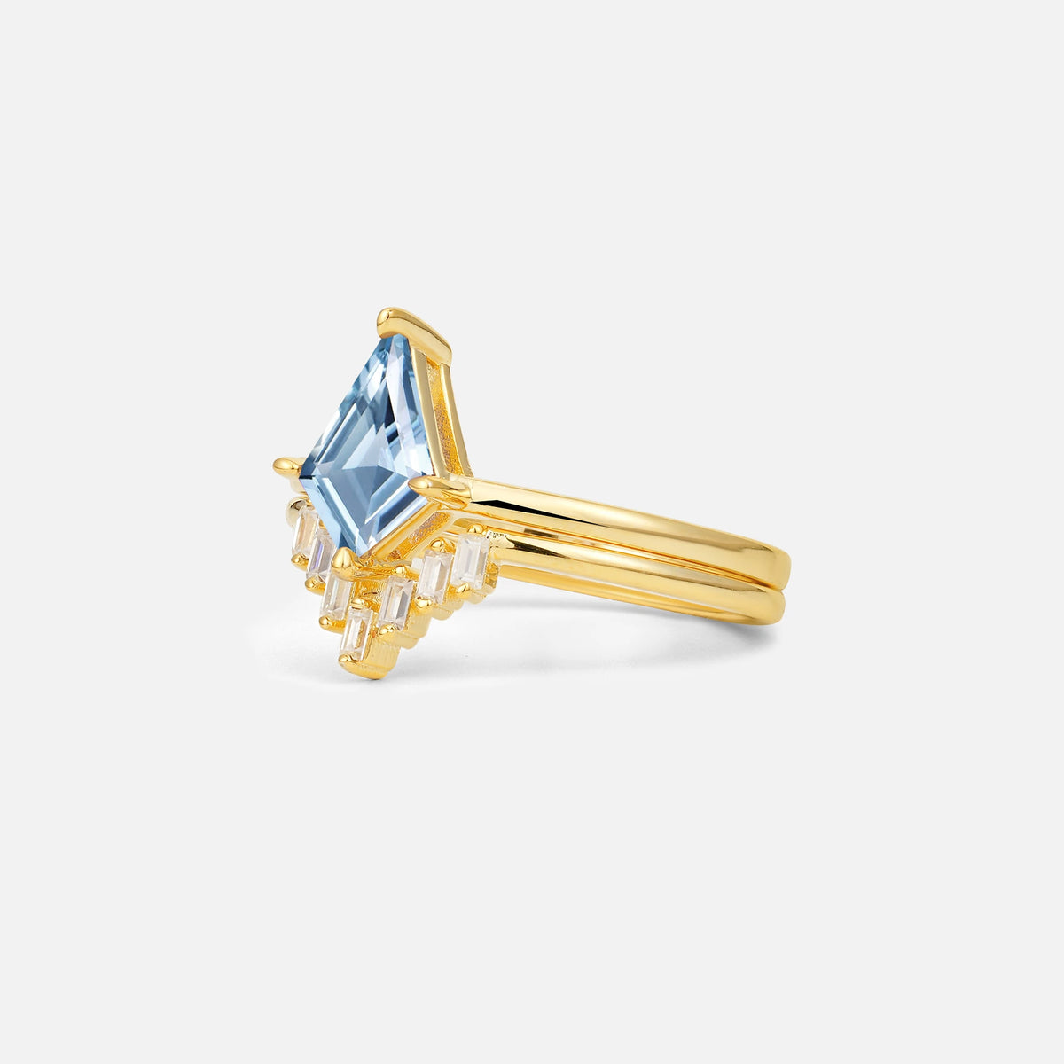 Kite Cut Aquamarine Baguette Chevron Bridal Ring Set - Rose-Gold
