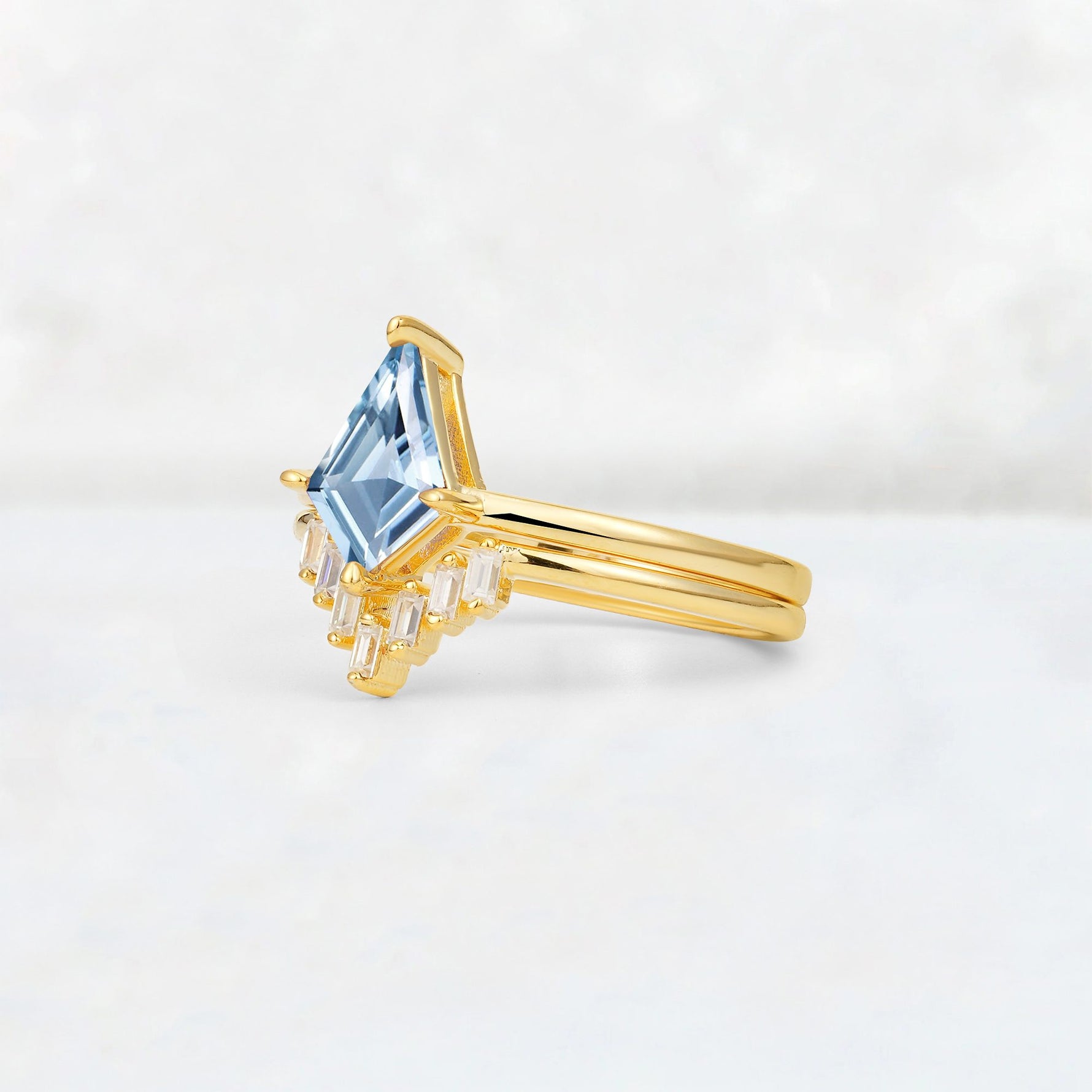 Kite Cut Aquamarine Baguette Chevron Bridal Ring Set - Rose-Gold