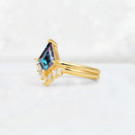 Kite Cut Alexandrite Baguette Chevron Bridal Ring Set - Rose-Gold