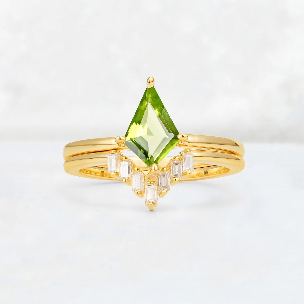 Kite Cut Peridot Baguette Chevron Bridal Ring Set - Yellow-Gold