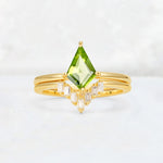 Kite Cut Peridot Baguette Chevron Bridal Ring Set - Yellow-Gold