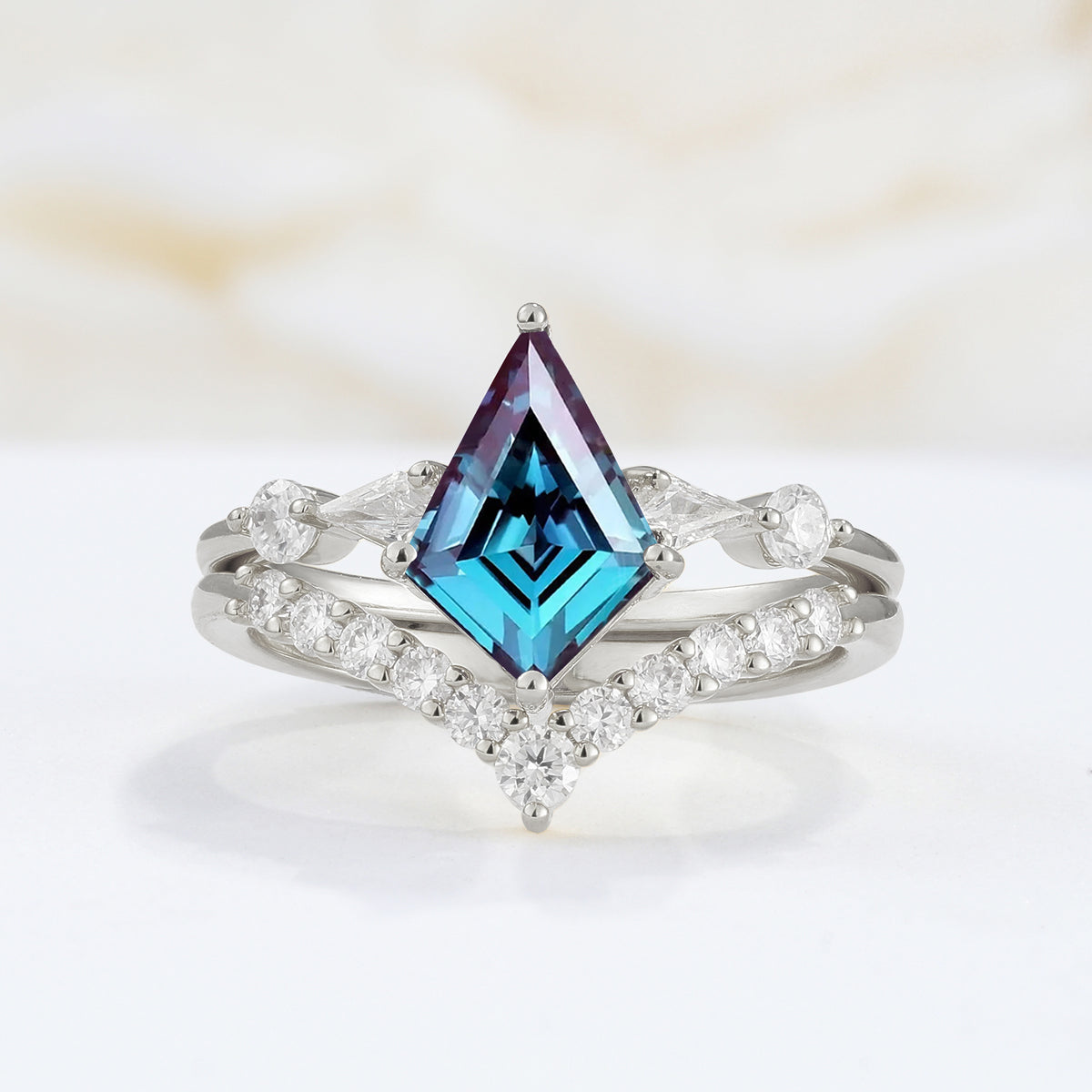 SR17101 Alexandrite Ring - Additional view