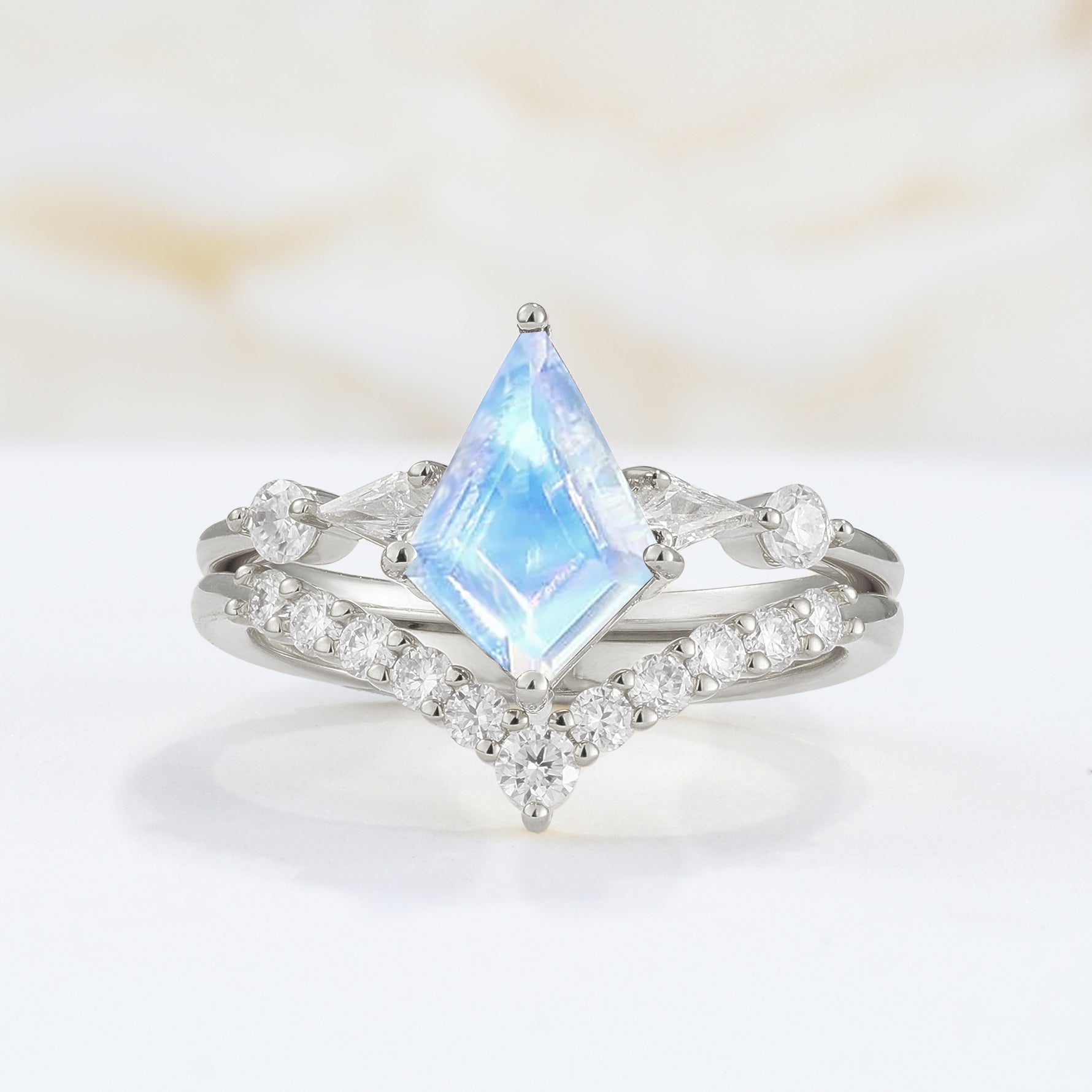 SR17101 Moonstone Ring - Additional view
