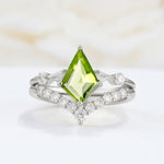 SR17101 Peridot Ring - Additional view