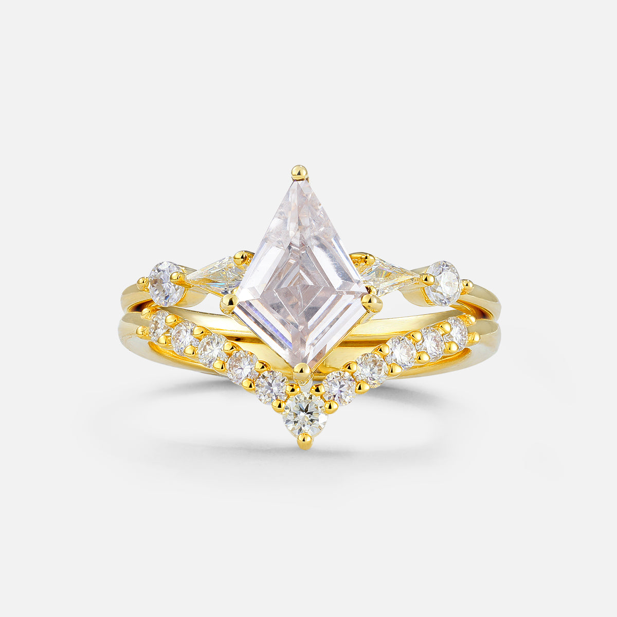 Classic 4 Prong Sparkling Kite-Cut Moissanite Bridal Ring Set