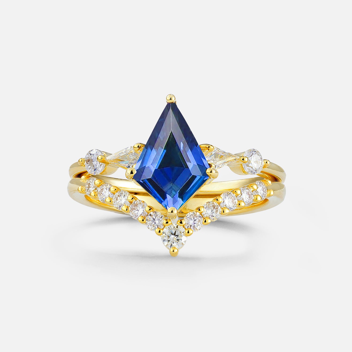 Classic 4 Prong Sparkling Kite-Cut Sapphire Bridal Ring Set