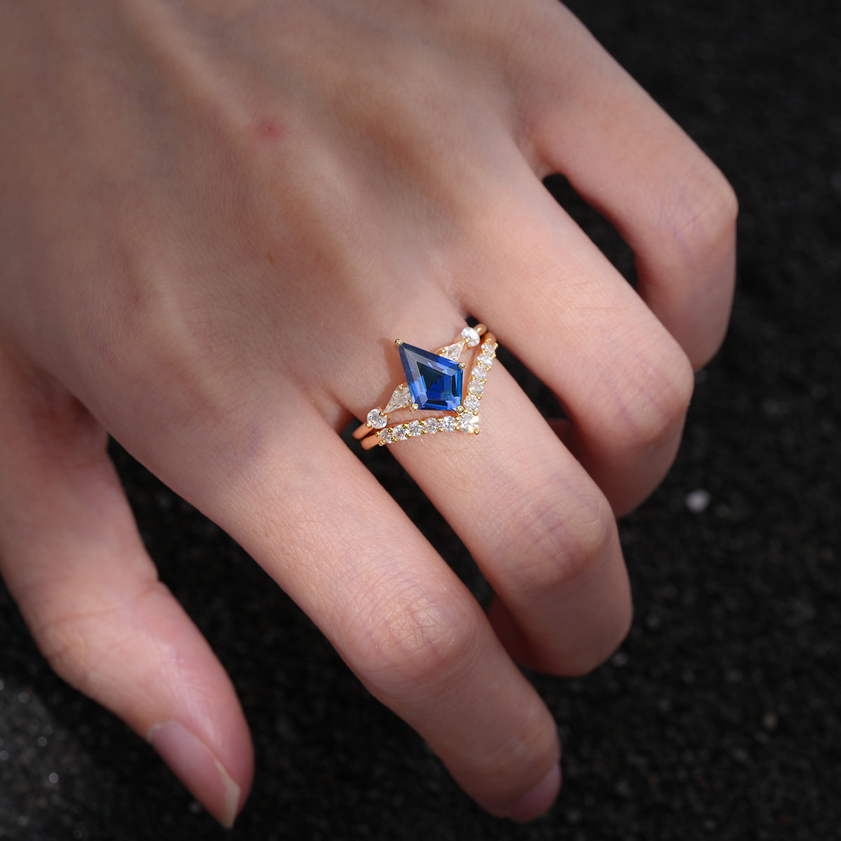 SR17101 Sapphire Ring - Additional view
