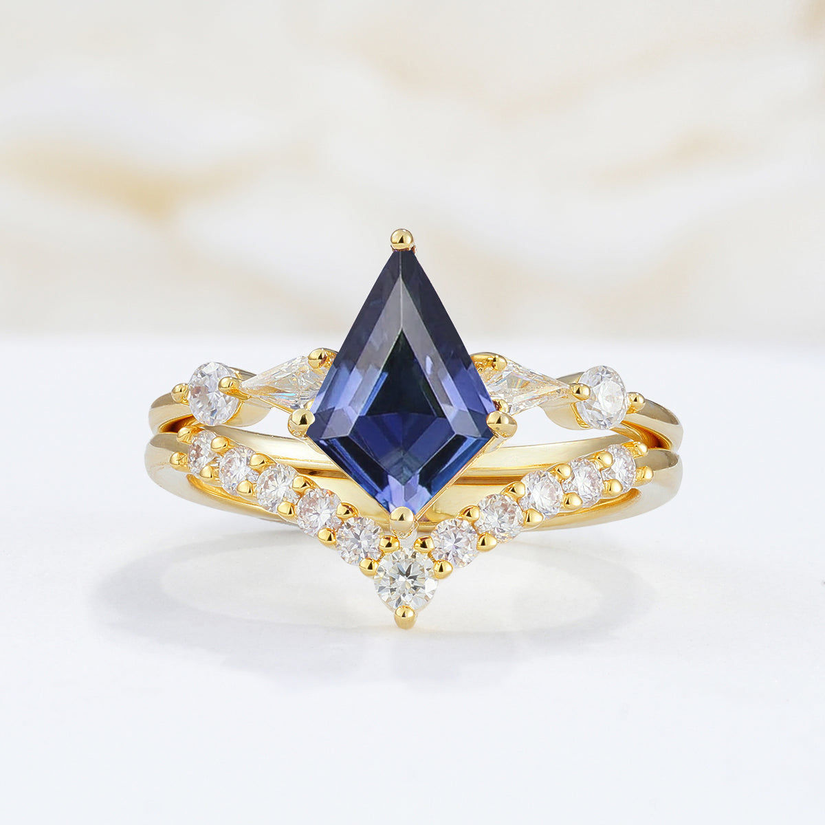 SR17101 Tanzanite Ring - Yellow-Gold