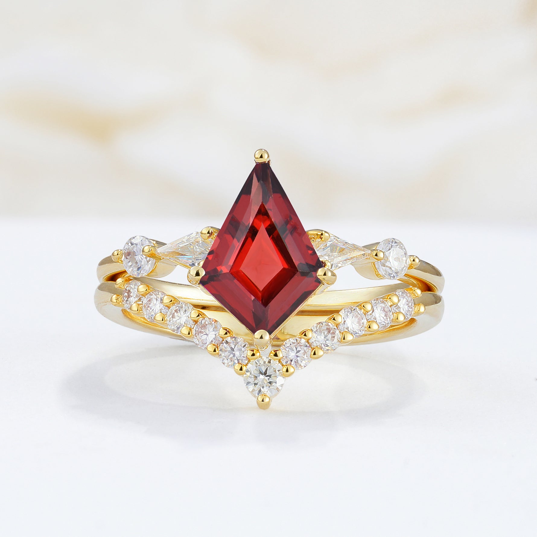 SR17101 Garnet Ring - Yellow-Gold