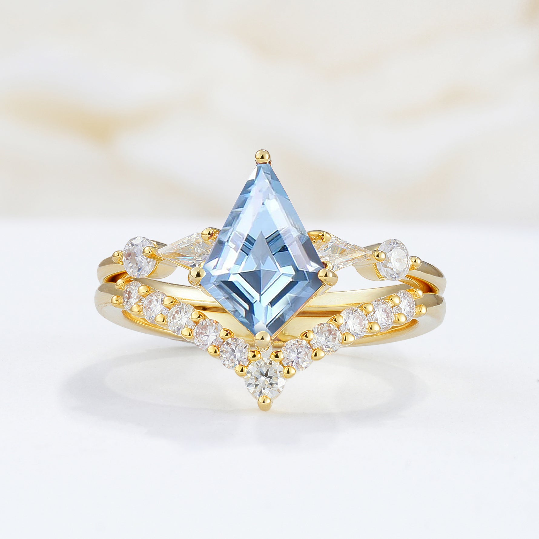 SR17101 Aquamarine Ring - Yellow-Gold