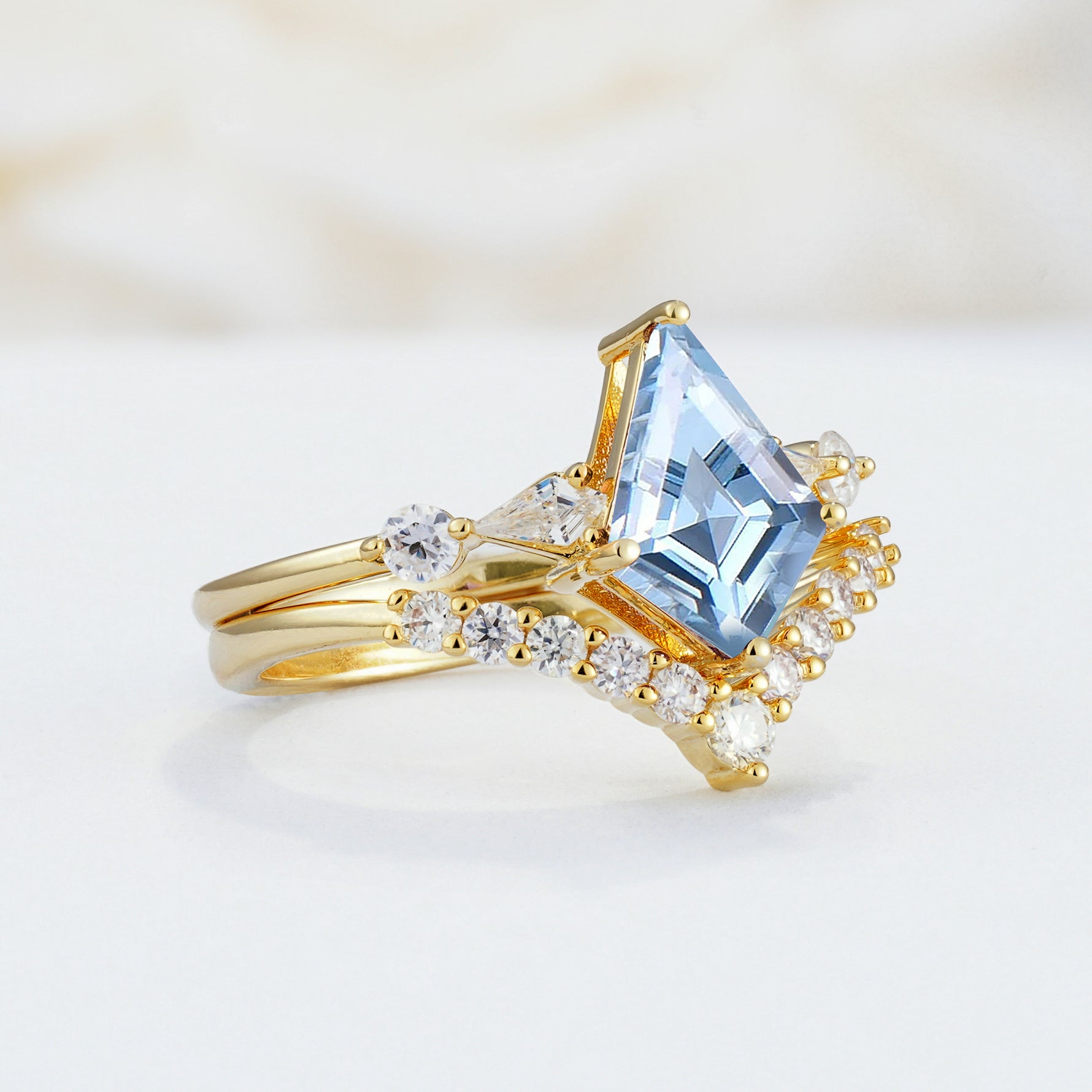 SR17101 Aquamarine Ring - White-Gold