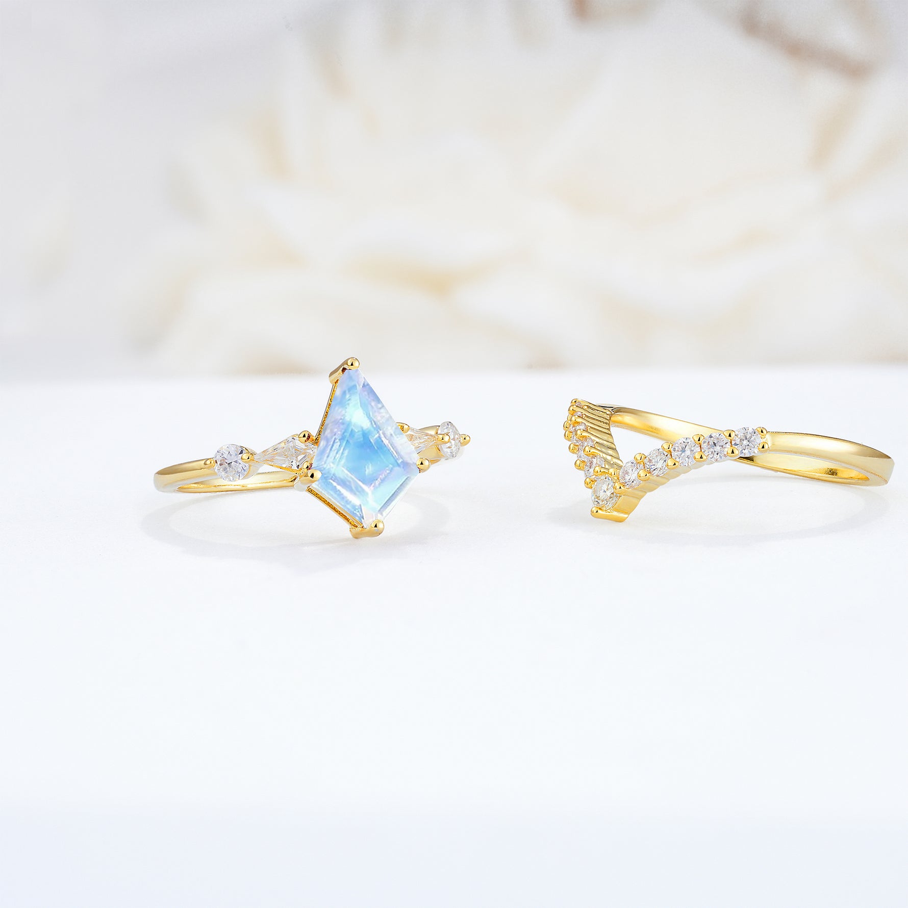 SR17101 Moonstone Ring - Rose-Gold