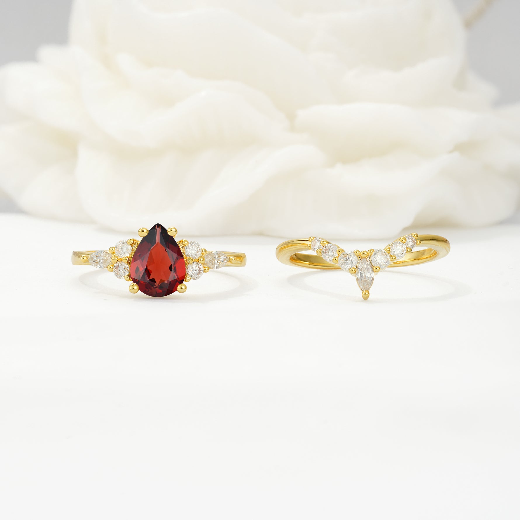 SR17103 Garnet Ring - White-Gold
